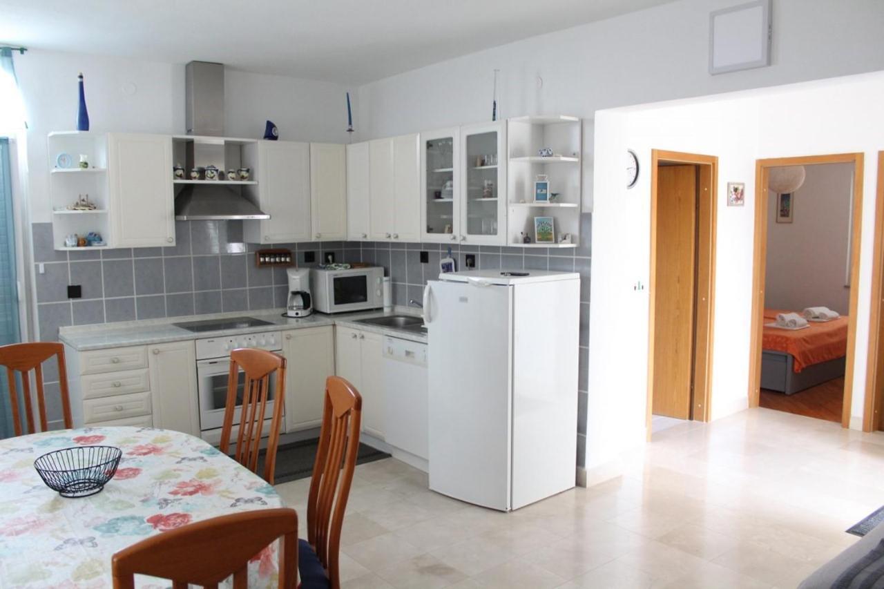 Apartments Ada Primosten Exterior photo