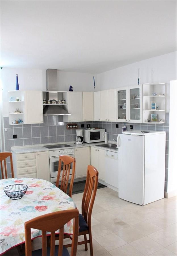 Apartments Ada Primosten Exterior photo
